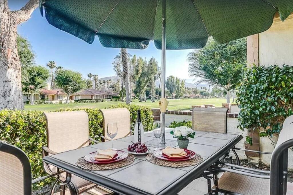 Private Country Club Condo On Awesome Golf Course! Palm Desert Exterior photo