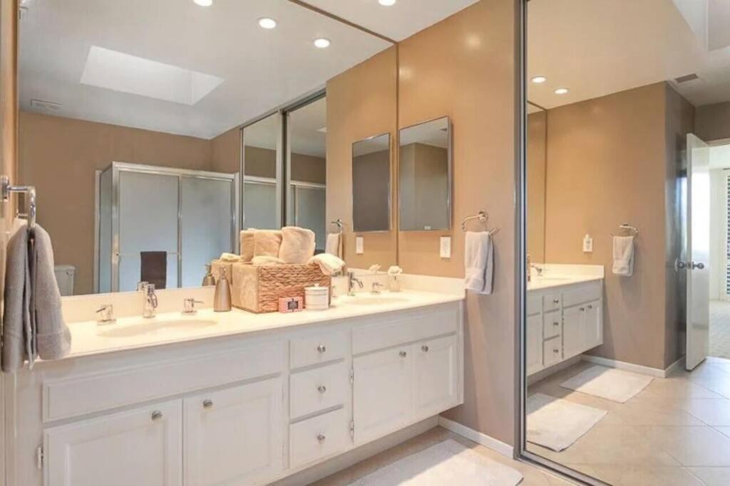 Private Country Club Condo On Awesome Golf Course! Palm Desert Exterior photo